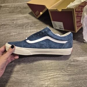 Vans Men's Navy Suede Water Repellent Sneakers
